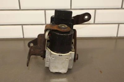 02-04 福特 F-250 Super Duty 4x4 ABS 泵模块组件(4 轮 ABS) — 第 1/4 张图片