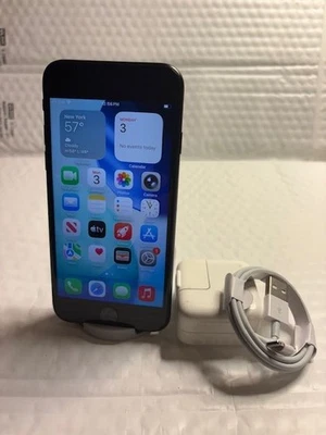 Apple iPhone SE Gen 3 - 64 GB - (Verizon) Leer descripción Foto 1 de 4