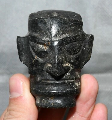 6厘米红山文化陨石铁黑色磁铁三星二人头雕像 — 第 1/4 张图片