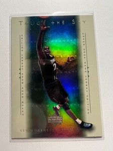 K12,181 - 2000-01 Upper Deck Touch the Sky #T2 Kevin Garnett