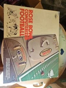Vintage -1970 ES Lowe Computerized Rose Bowl Football Game - Picture 1 of 8