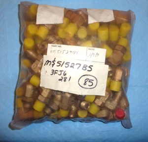 5 TUBE TO BOSS Elbow NSN 4730-00-228-1099 # MS51527B5 1/2" Thread NPT to Flare - Picture 1 of 5