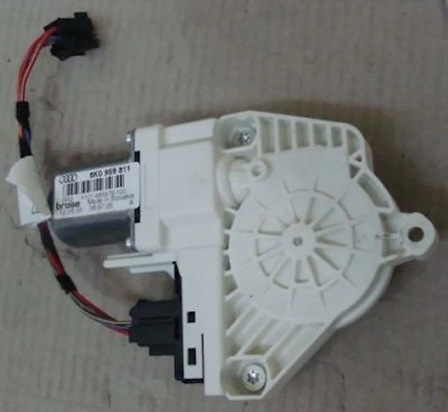 Skoda Audi Superb 3T A4 Fensterhebermotor hinten links 8K0959811 - Bild 1 von 1