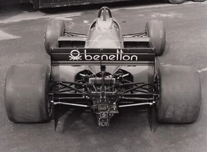 BENETTON ALFA ROMEO 185T F1 GP 1985 LAUNCH ROLLOUT ORIGINAL PERIOD PHOTOGRAPH - Picture 1 of 2
