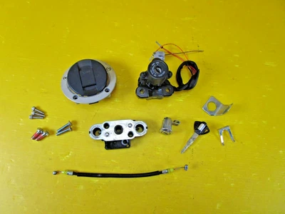 05-25 2005-2025 SUZUKI GSXR 600 750 1000 LOCK SET IGNITION SWITCH GAS CAP KEY OE - Image 1 of 4