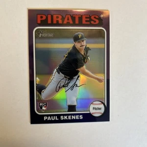 2024 Topps Heritage Paul Skenes RC Púrpura Cromo Hot Box SP Alto Número Piratas - Imagen 1 de 6