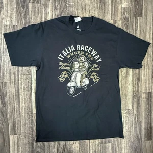 Disney Pixar Italia Raceway Luca Vespa T-Shirt Black Port & Co Medium Mens - Picture 1 of 6