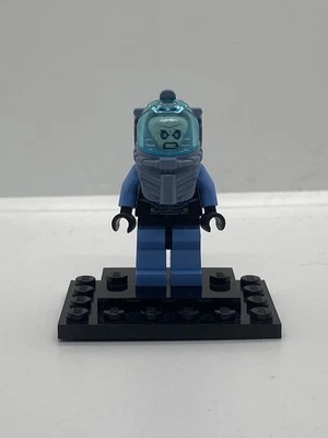 Lego Mr. Freeze Minifigure DC Batman Villain Comics Super Heroes - 76000 - Image 1 of 4