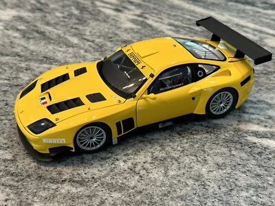 1/18 Kyosho Ferrari 575 GTC Evoluzione amarillo Foto 1 de 4