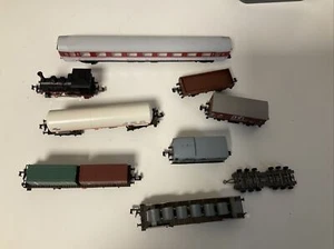 Konvolut Modelleisenbahn 8 Wagen , 1 Lokomotive Minitrix Spur N - Bild 1 von 5