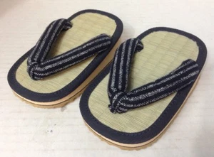Vintage Asian Japanese Kids Sandals  - Picture 1 of 5