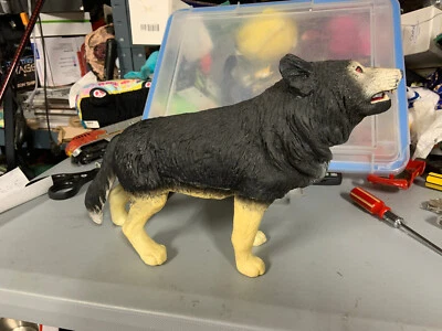 Wow Wee Rubber and Plastic Wolf- Battery Activated - Image 1 of 4