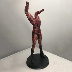 Silent Hill 2 Remake Lying Mannequin - High Quality Resin Statue! Silent Hill - Picture 1 of 4