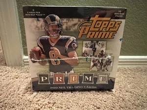 2010 Topps Prime Football Hobby box - Picture 1 of 6