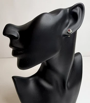 Vtg Pair 10K GOLD & RUBY Red Oval Cluster Gem Stud Earrings with Backs Jewelry - Image 1 of 4