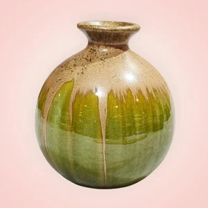 Pottery Bud Vase Green Tan Drip Glaze 5"×3.5" Country Farmhouse Decor - Picture 1 of 8
