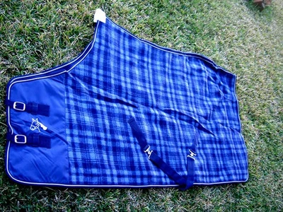 Manta BLAZER 60" Caballo Invierno Pesado CONGELACIÓN 100% Lana 2023 Foto 1 de 3