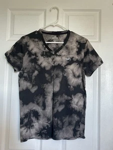 Hollister Herren Small Kurzarm Grau Batik V-Ausschnitt Hemd Must Have Collection - Bild 1 von 8