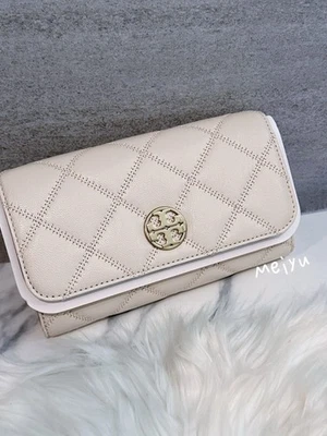 Tory Burch Willa 链式钱包,款式 #164055,彩色 Brie/724,全新带标签 — 第 1/4 张图片
