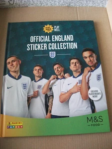 Album vuoto Panini M&S Marks & Spencer ufficiale Inghilterra 2024 e tutti i 50 adesivi b - Foto 1 di 2
