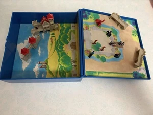 Playmobil 4333 Micro World Knights Castle Magnetic Case Mini i - Picture 1 of 6