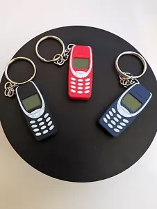 Vintage-iconic Nokia 3310 keychain, bag charm and school bag - Picture 1 of 7