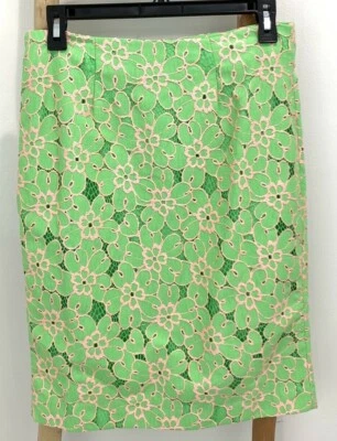 Falda Lilly Pulitzer Talla 4 Verde Rosa Encaje Estampado Floral Bordado Cremallera Dorada  Foto 1 de 4