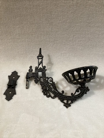 Antique Swing Arm Swivel Ornate Cast Iron Wall Bracket Kerosene Oil Lamp Holder Cover
