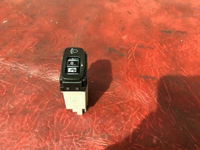 Mitsubishi Grandis 2007 interruptor ajustador de nivel de haz de faros de 5 puertas Foto 1 de 3