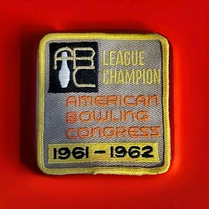 Vintage American Bowling Congress LEAGUE CHAMPION 1961-1962 ABC 3" X 3" - Picture 1 of 4