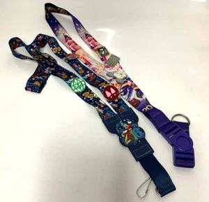 Disneyland Paris / 2016 Lanyards x 2 With Pin Badges (A6) - Foto 1 di 6