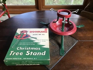 VINTAGE METAL CHRISTMAS TREE STAND WOODLAND IN ORIGINAL BOX - Picture 1 of 11