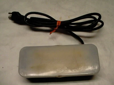 Vintage Bausch & Lomb Fluorescent Light/Illuminator Microscope lamp p/n 31-33-66 - Image 1 of 4