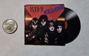Miniatur Plattenalbum 2" Playscale Kiss Rock Roll KISS SOLOS Gene Paul  - Bild 1 von 5