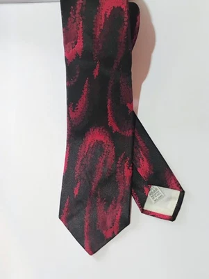 Cool 复古 Schiaparelli 紧身领带 100% 真丝红色和黑色漩涡图案  — 第 1/4 张图片