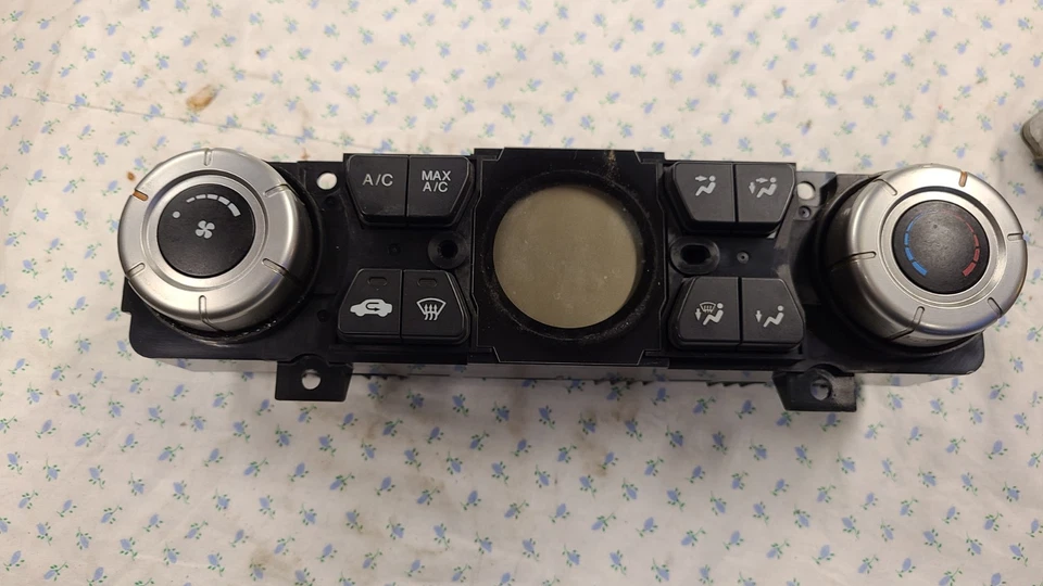 2006-2014 Honda Ridgeline AC Heater Climate Control Switch OEM - Image 1 of 4