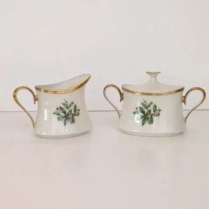 Lenox Holiday Collection Cream and Covered Sugar Bowl - Picture 1 of 2
