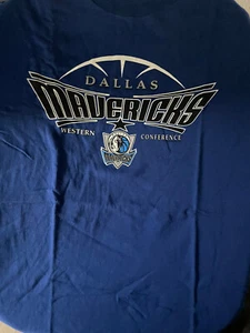 Dallas Mavericks NBA basketball tshirt - Picture 1 of 1