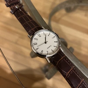 Men’s Classic Brown 38mm White Dial Watch New - Imagen 1 de 8