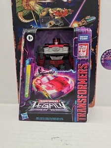 Transformers Legacy Prime Universe Knock-Out - Picture 1 of 2