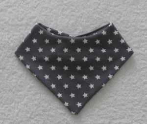 Pañuelo ♥ Pañuelo triangular ♥ Estrella ♥ Gris - Blanco ♥ hecho a mano - Imagen 1 de 2