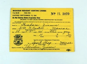 Papel amarillo de licencia de caza residente de Michigan 1951 - Imagen 1 de 2