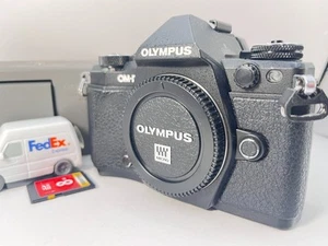 Olympus OM-D E-M5 Mark II Body Only Black 16MP Micro Four Thirds Camera B468 - Picture 1 of 16