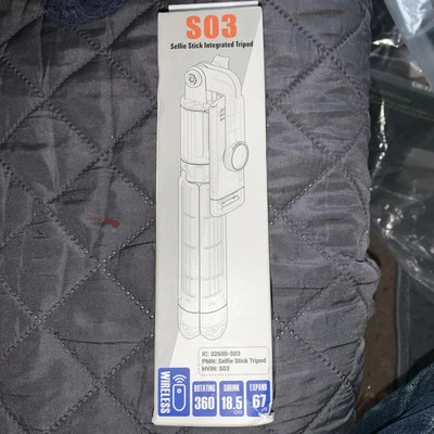 Mpow PA197A Selfie Stick Tripod with 360° Rotation, Bluetooth Remote Control - Image 1 of 4