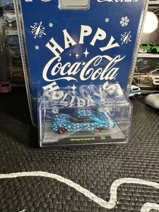 🔥M2 Machines Chase /750 1969 Dodge Dart Swinger Happy Holidays Coke Christmas🔥 - Picture 1 of 4