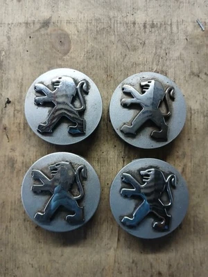 Оригинальный набор из 4 центральных колпаков колес из сплава Peugeot 206 207 1007 307 308 2008 3008. - Изображение 1 из 2