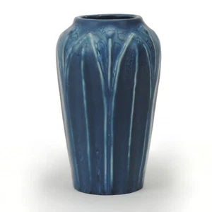 Hampshire Pottery matte blue glaze leaf & bud 6.75" vase arts & crafts shape 33 - Picture 1 of 5