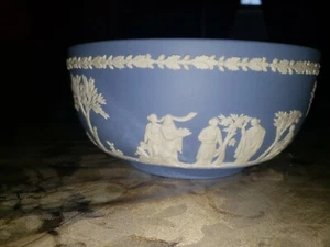 WEDGWOOD 1950 BLUE JASPARWARE SACRIFICE BOWL "8” IN .MADE IN ENGLAND. - Picture 1 of 4