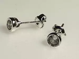 Vintage Sterling Silver Earrings 925 Jewellery Stud Crystal 0.82g - Picture 1 of 7