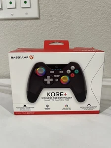 Basekamp Kore+ Wireless RGB Controller für Nintendo Switch (Retro Schwarz) - Bild 1 von 10